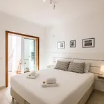 Daire Algarve Vibes Apartment, Wifi, Pool, Ac, Bbq Portimão