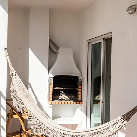 Algarve Vibes Apartment, Wifi, Pool, Ac, Bbq * Portimao