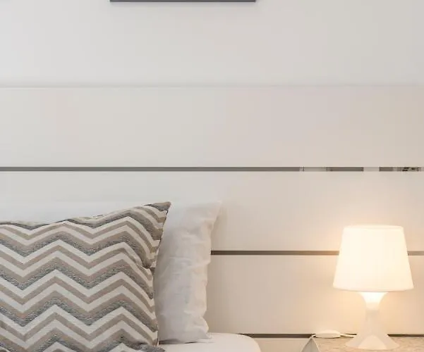 Algarve Vibes Apartment, Wifi, Pool, Ac, Bbq Appartement Portimão