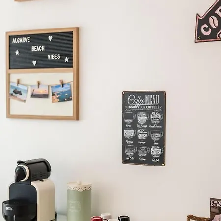 Algarve Vibes Apartment, Wifi, Pool, Ac, Bbq アパート ポルティマン