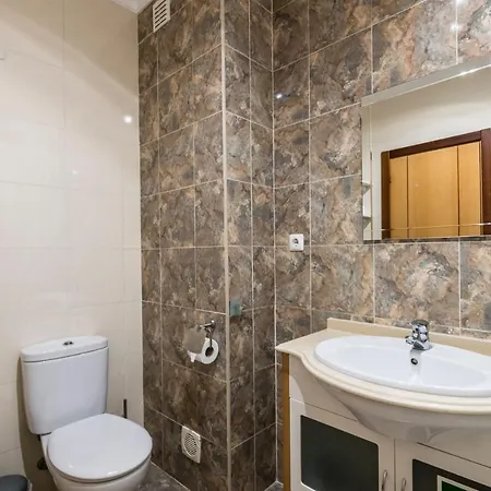 Algarve Vibes Apartment, Wifi, Pool, Ac, Bbq ポルティマン