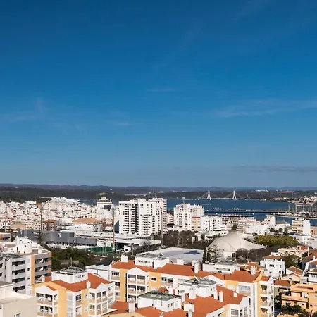 Algarve Vibes Apartment, Wifi, Pool, Ac, Bbq アパート ポルティマン